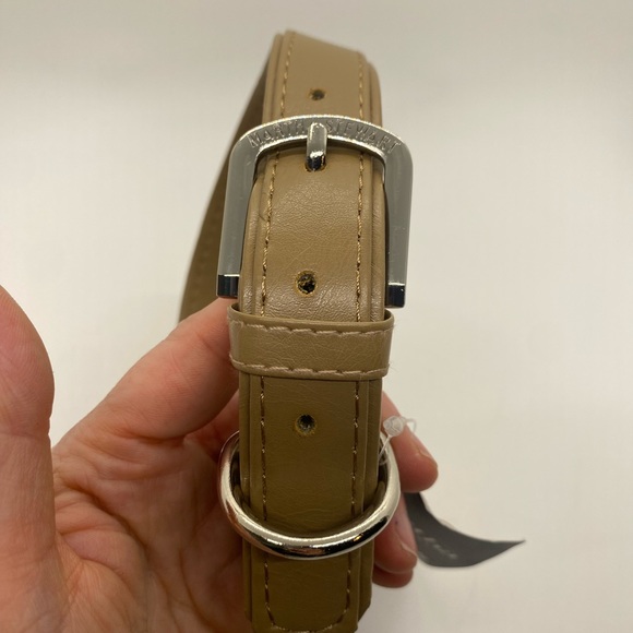 NWT Martha Stewart Dog Collar Vegan Leather. Tan. Size 20 (neck 18-21”). - Picture 3 of 8